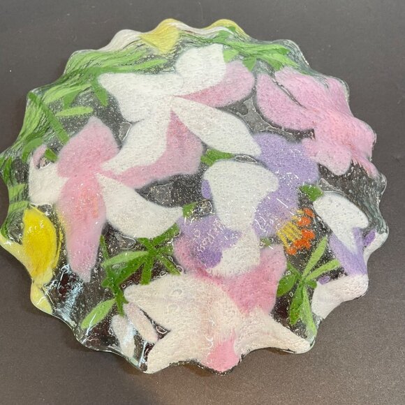 Fused Glass Floral Bowl Handmade Lily Design Colorful Decorative Plate 8.5" sign - Picture 5 of 8